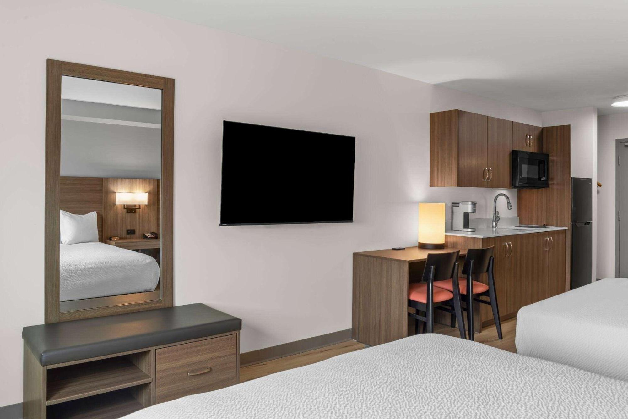 Days Inn By Wyndham Steinbach Ngoại thất bức ảnh