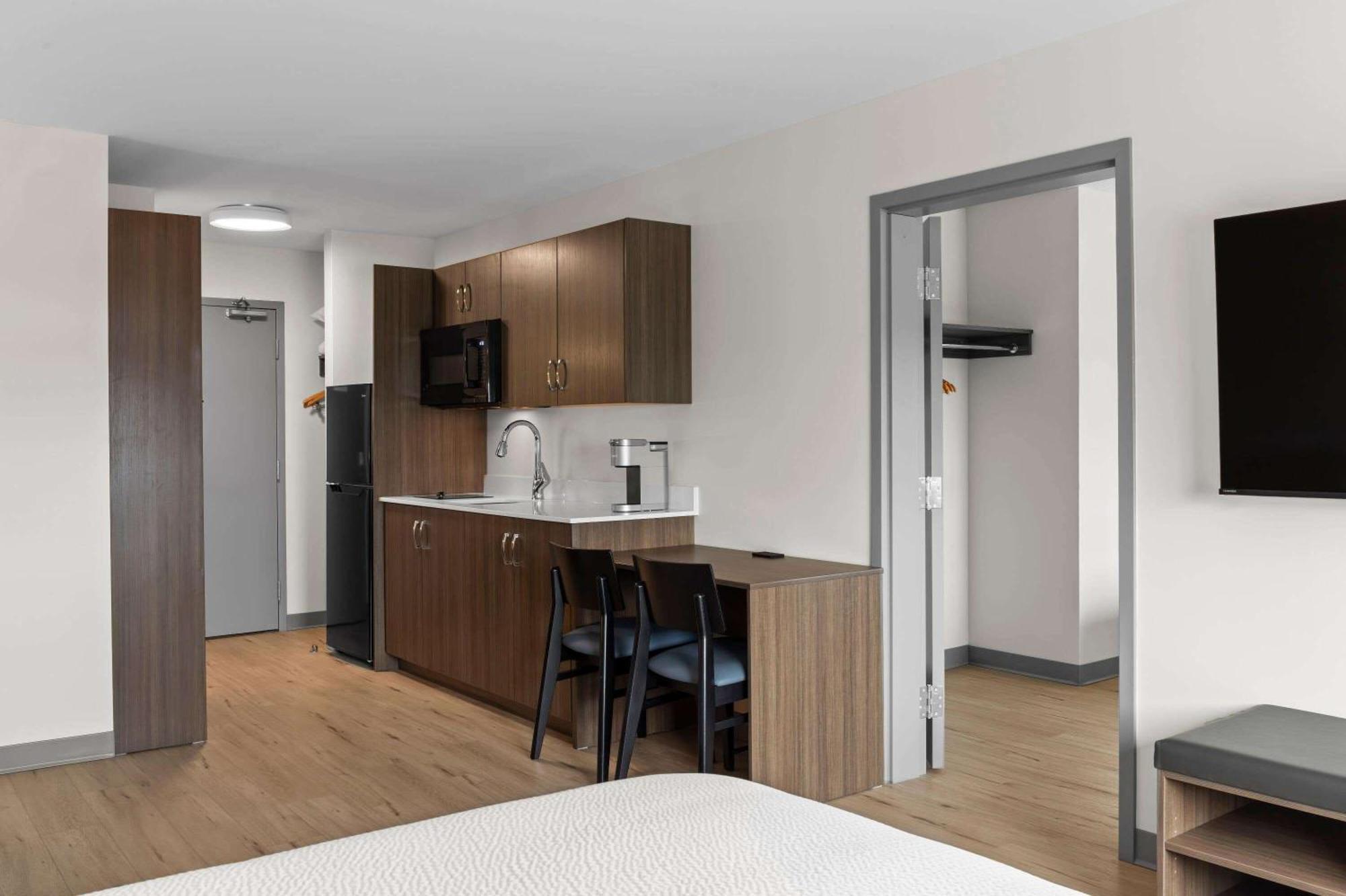Days Inn By Wyndham Steinbach Ngoại thất bức ảnh