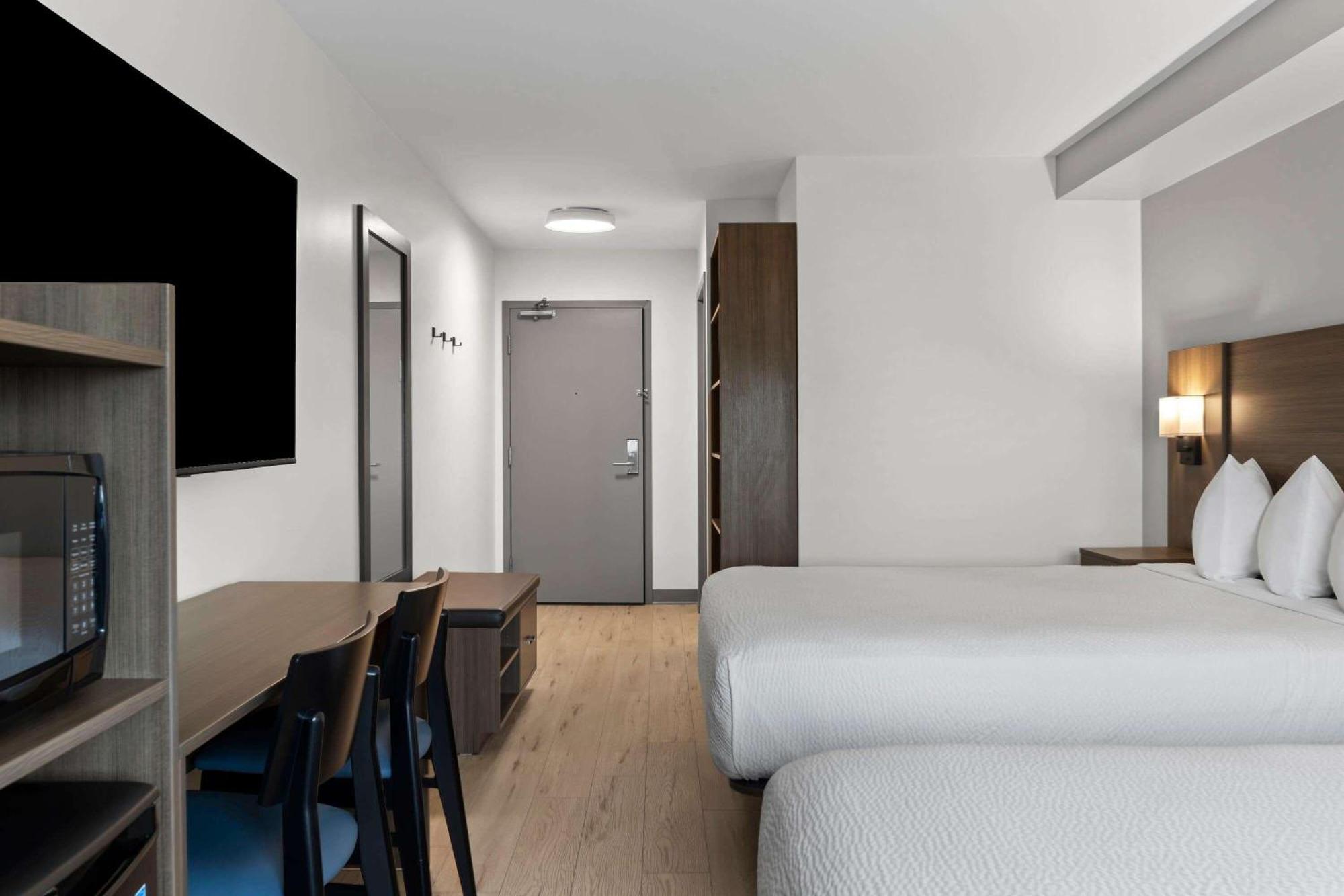 Days Inn By Wyndham Steinbach Ngoại thất bức ảnh